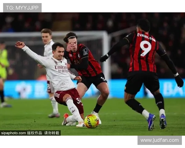 阿森纳客战朴茨茅斯埃泽热苏斯首发