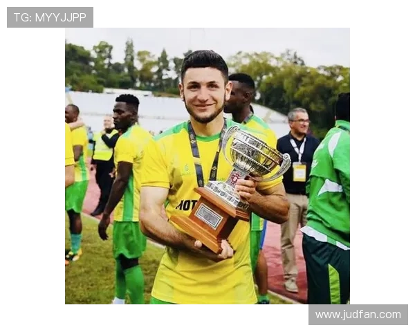 130万卢卡斯卡尔加盟南通支云